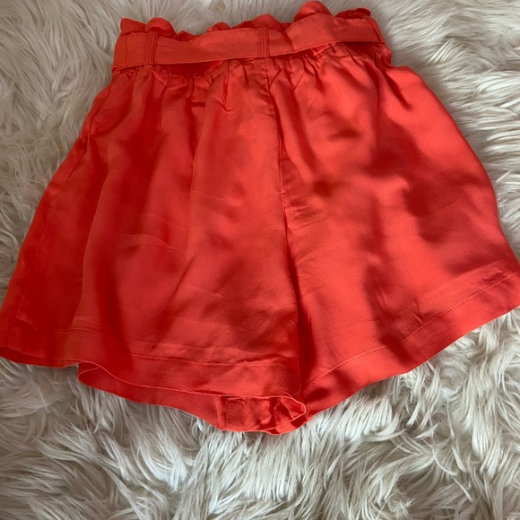Francesca’s Flowy Shorts - Picture 2 of 3